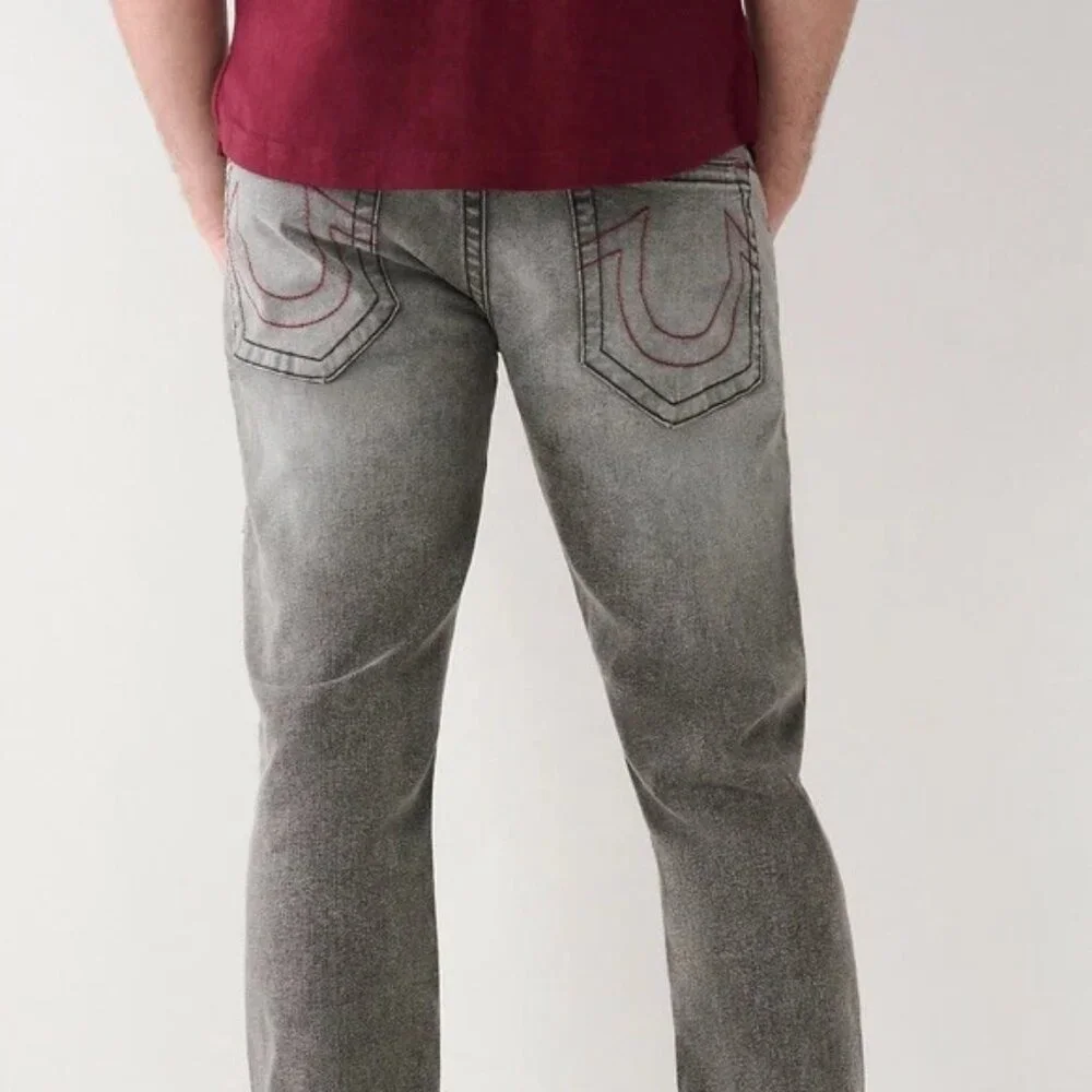 True Religion Men's Bobby Straight Relaxed Grey Crisp Wash Size 33